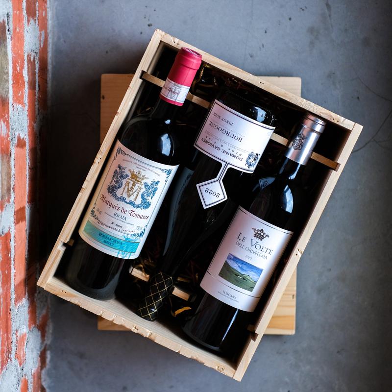 Gifting Reds